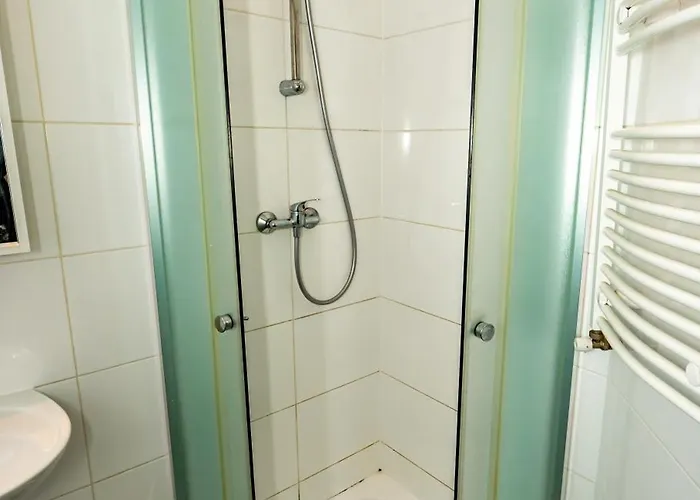 מלון דירות Family Studio- 7 Minutes To Schoenbrunn Palace